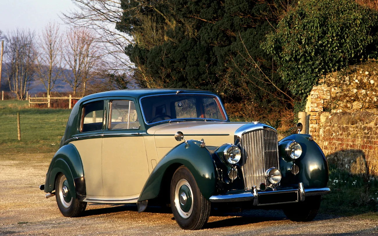 Luxury Vintage Car Hire in Mumbai